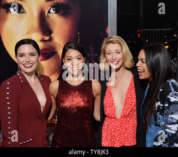 Sophia Bush, Gina Rodriguez, Grobglas Yoel e Rosario Dawson (L-R) partecipare alla premiere di Motion Picture thriller 'Miss Bala' al Regal L.A. Vive a Los Angeles il 30 gennaio 2019. Nel remake, basato sulla lingua spagnola film, Gloria (Gina Rodriguez) trova un potere che non ha mai conosciuto aveva quando lei è aspirato in un mondo pericoloso della criminalità transfrontaliera. Sopravvivere richiedono tutti la sua astuzia, inventiva e forza. Foto di Jim Ruymen/UPI Foto Stock