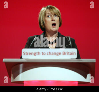 La Gran Bretagna è Home Secretary Jacqui Smith parla ai delegati su legge e ordine del giorno finale del lavoro annuale conferenza di partito a Bournemouth, Gran Bretagna, il 27 settembre 2007. (UPI foto/Hugo Philpott) Foto Stock