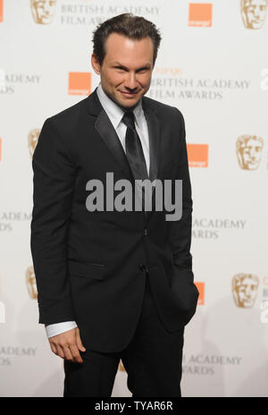 Attore americano Christian Slater assiste la sala stampa della "Orange British Academy Film Awards" presso la Royal Opera House di Londra il 8 febbraio 2009. (UPI foto/Rune Hellestad) Foto Stock