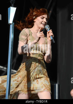 Florence Welch da Firenze e la macchina esegue live durante la BBC Radio 1 Hackney Weekend 2012 a Hackney paludi a Londra il 24 giugno 2012. UPI/Paolo Treadway.. Foto Stock