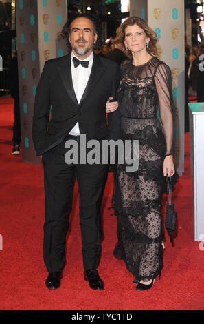 Direttore messicano Alejandro Gonzalez Inarritu assiste l'EE British Academy Film Awards 2016 in Lon assiste l'EE British Academy Film Awards 2016 presso la Royal Opera House di Londra il 14 febbraio 2016. Foto di Paul Treadway/ UPI Foto Stock