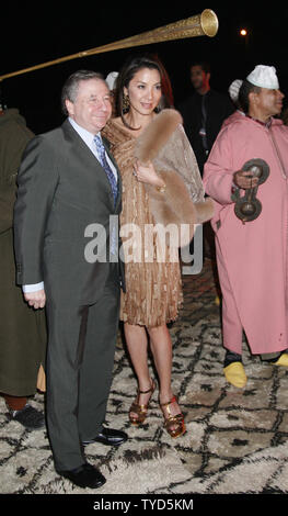 Attrice Michelle Yeoh e il marito Jean Todt arrivano al partito Dior durante il Marrakech International Film Festival a Marrakech il 21 novembre 2008. (UPI foto/David Silpa) Foto Stock