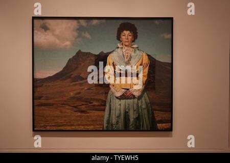 National Portrait Gallery svela Cindy Sherman la prima grande retrospettiva del Regno Unito 26 Giugno 2019 LONDON REGNO UNITO Foto Stock