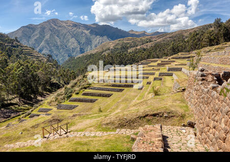 Chinchero Inca sito archeologico nella Valle Sacra vicino a Cusco in Perù Foto Stock