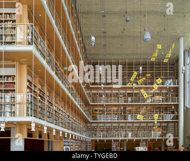 Atene Grecia. La Biblioteca nazionale all'interno del Stavros Niarchos Fondazione Centro Culturale Foto Stock