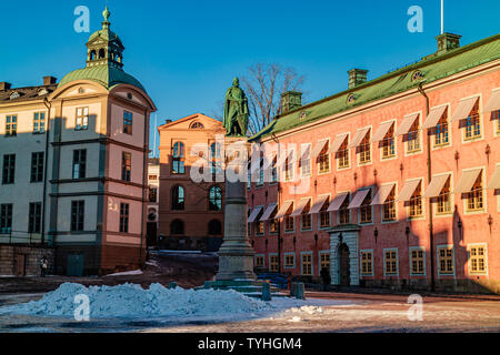 Statua del XIII secolo statista svedese Birger Jarl, Birger Jarls Torg dal Stenbock palazzi. Riddarholmen Stoccolma, Svezia. Gennaio 2019. Foto Stock