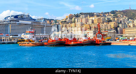 Genova, Italia - 9 Marzo 2019: rimorchiatori nel porto di Genova, Italia Foto Stock