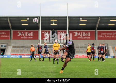 16 giugno 2019 , AJ Bell Stadium, Salford, Inghilterra; Betfred Super League, rotonda 18, Salford Red Devils vs Wakefield Trintiny ; Krisnan Inu (26) di Salford Red Devils converte Credito: Mark Cosgrove/news immagini Foto Stock