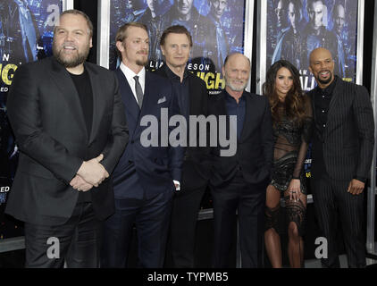 Vincent D'Onofrio, Joel Kinnaman, Liam Neeson, Ed Harris, Genesis Rodriguez e comune di arrivare sul tappeto rosso alla Premiere mondiale di eseguire tutta la notte a AMC Lincoln Square a New York City il 9 marzo 2015. Foto di Giovanni Angelillo/UPI Foto Stock