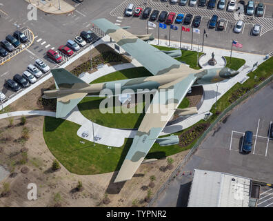 Boeing B-52G Stratofortress 59-2584 Midnight Express in Vietnam War Memorial e il parco, Boeing Field, Seattle, nello Stato di Washington, USA Foto Stock