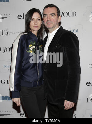 Maria McCartney e Simon Aboud arrivare sul tappeto rosso a uno screening di 'Questo bellissimo fantastico' al teatro SVA su dicembre 19, 2016 in New York City. Foto di Giovanni Angelillo/UPI Foto Stock