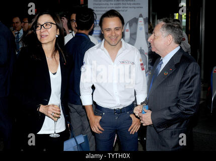 Attrice Michelle Yeoh, ex Formula 1 race car driver Felipe Massa e Jean Todt, Presidente della Federazione Internationale de l'Automobile di stare in piedi insieme al Venturi Formula e presentazione della squadra in Visitor's hall del palazzo delle Nazioni Unite sulla luglio 12, 2018 a New York City. Foto di Dennis Van Tine/UPI Foto Stock