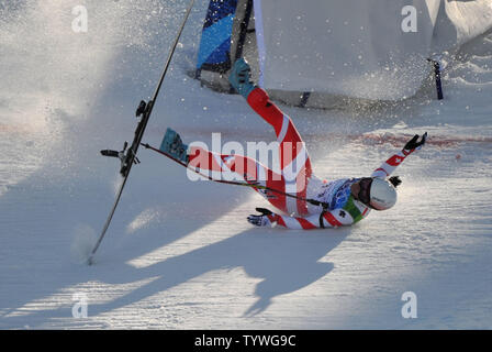 La Svizzera Dominique Gisin si blocca durante la donna in discesa durante la invernali di Vancouver 2010 a Whistler Creekside in Whistler, Canada il 17 febbraio 2010. UPI/Kevin Dietsch Foto Stock