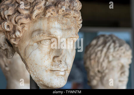 Busto di greco femminile donna sconosciuta Foto Stock