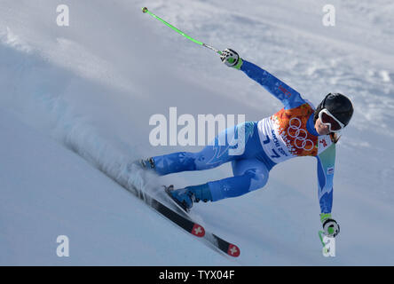 La Slovenia Tina Maze compete nel Signore' Super combinate a Sochi 2014 Olimpiadi invernali il 10 febbraio 2014 in Krasnaya Polyana, Russia. UPI/Kevin Dietsch Foto Stock