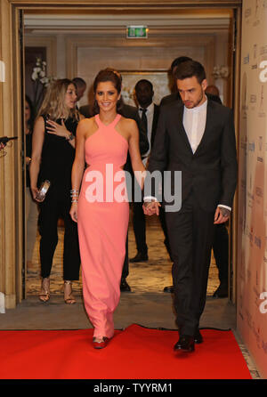 Cheryl Fernandez-Versini (L) e Liam Payne frequentare il dono globale di gala al Four Seasons Hotel George V di Parigi il 9 maggio 2016. Foto di David Silpa/UPI. Foto Stock