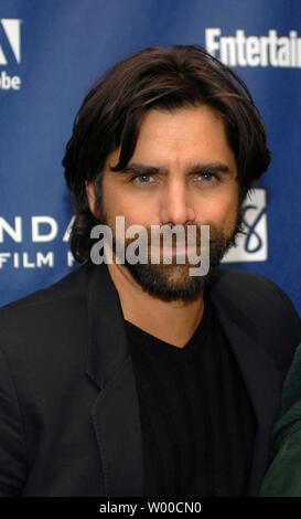 Attore John Stamos assiste la premiere del suo film "Un uva passa al sole" presso il Teatro Eccles durante il Sundance Film Festival di Park City, Utah il 23 gennaio 2008. (UPI foto/Alexis C. Glenn) Foto Stock