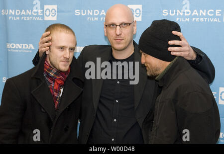 (L-R) Ben adottivo, direttore Oren Moverman e Woody Harrelson assistere alla premiere di "Il Messaggero" al 2009 Sundance Film Festival di Park City, Utah il 19 gennaio 2009. Il festival celebra il venticinquesimo anniversario della sua fondazione. (UPI foto/Gary C. Caskey) Foto Stock