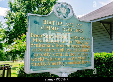 Un marcatore storico segna il luogo di nascita del blues musicista Jimmie Rodgers, 22 giugno 2019, a Meridian, Mississippi. Foto Stock