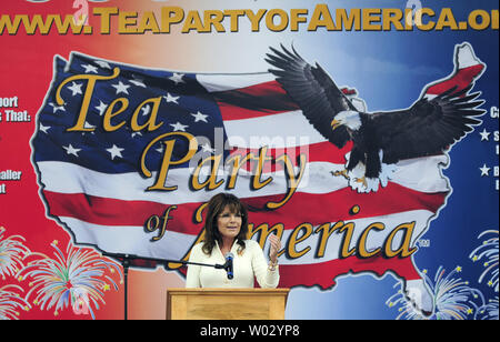 Ex Alaskan Gov. Sarah Palin parla al Tea Party of America politica dei rally, 3 settembre 2011 in Indianola, Iowa. UPI/Steve Papa Foto Stock