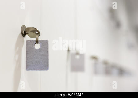 Cassette di sicurezza con chiavi tag Foto Stock