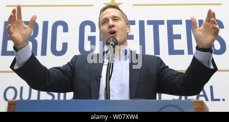 Missouri governatore eletto Eric Greitens fa il suo commento ai tifosi in Maryland Heights, Missouri durante il suo 'Grazie' tour dello Stato del Missouri il 7 gennaio 2017. Greitans prenderà il giuramento di diventare Missouri's 56th governatore il 9 gennaio 2017 nella città di Jefferson, Missouri. Foto di Bill Greenblatt/UPI Foto Stock