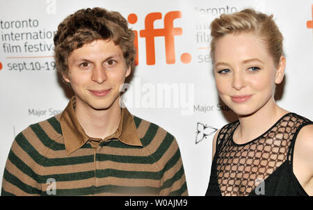 Gli attori Michael Cera (L) e Portia Doubleday arriva per il Toronto International Film Festival premiere di " Gioventù in rivolta" presso il Teatro di Elgin a Toronto in Canada il 15 settembre 2009. UPI /Christine masticare Foto Stock