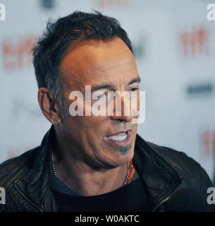 La leggenda del Rock Bruce Springsteen assiste al Toronto International Film Festival premiere di 'la promessa: la realizzazione delle tenebre sul bordo della città' a Roy Thomson Hall di Toronto in Canada il 14 settembre 2010. UPI/Christine masticare Foto Stock