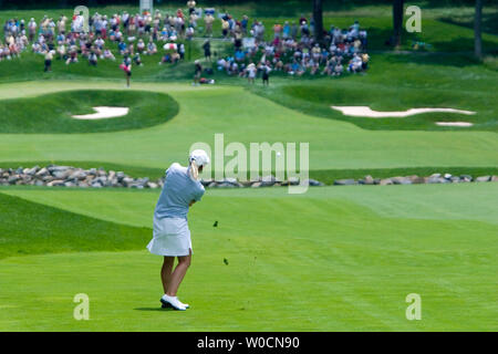 Annika Sorenstam di Svezia colpisce un colpo durante il round finale del McDonald LPGA Championship su Giugno 12, 2005 a Bulle Rock Golf in Havre De Grace, Maryland. Ha vinto il torneo per la terza volta di fila. (UPI foto/Kamenko Pajic) Foto Stock