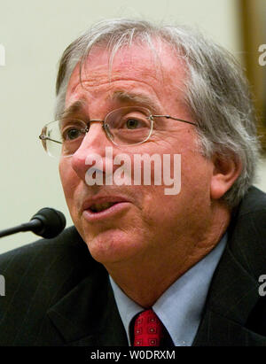 Ex ambasciatore Dennis Ross testimonia davanti alla casa Commissione Affari Esteri negli Stati Uniti circa gli sforzi diplomatici in Medio Oriente sul Campidoglio di Washington il 19 luglio 2007. (UPI foto/David Brody) Foto Stock