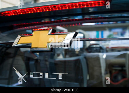 General Motors ha presentato la sua nuova ibrida plug-in concept car, la Chevrolet Volt, a Washington il 20 luglio 2007. Il Volt è in grado di pilotare fino a 40 miglia senza utilizzo di benzina e si aspetta di ottenere 50-150 miglia per gallone successivamente. (UPI foto/David Brody) Foto Stock