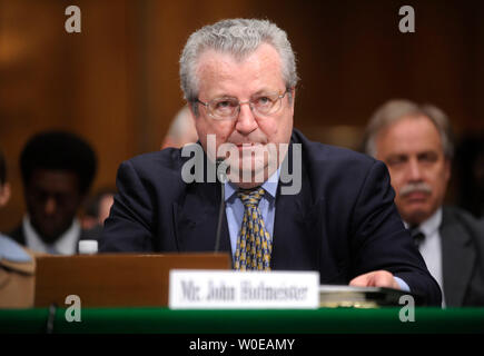 John Hofmeister, presidente della Shell Oil Company, testimonia prima di un potere giudiziario del senato audizione del Comitato sull'aumento dei prezzi del petrolio a Washington il 21 maggio 2008. (UPI foto/Kevin Dietsch) Foto Stock