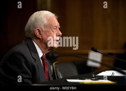 L ex Presidente Jimmy Carter testimonia circa la sicurezza energetica prima del Senato Comitato delle Relazioni Estere sul Campidoglio di Washington il 12 maggio 2009. (UPI foto/David Brody) Foto Stock