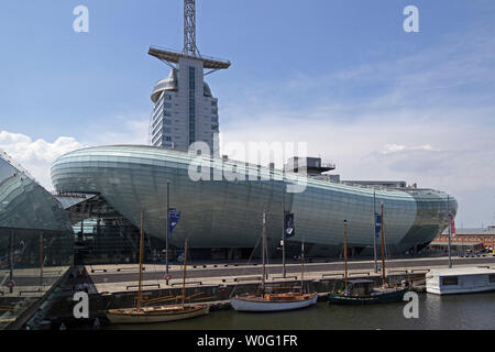 Casa Clima e Sailcity edificio, Bremerhaven, Brema, Germania Foto Stock