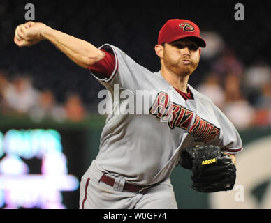 Arizona Diamondbacks brocca Ian Kennedy piazzole contro i cittadini di Washington a cittadini Parco di Washington il 23 agosto 2011. UPI/Kevin Dietsch Foto Stock