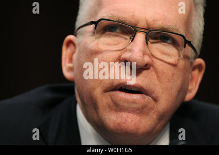 Il Direttore della CIA nominee John Brennan testimonia durante il suo senato i rapporti con l'estero conferma audizione in Washington, DC il 7 febbraio 2013. UPI/Kevin Dietsch Foto Stock