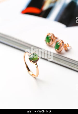 Jade gioielli a due pezzi Foto Stock
