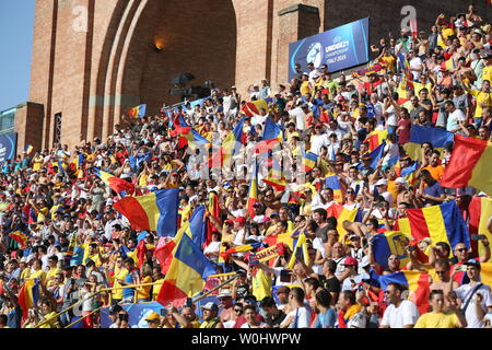 Bologna, Italia. Il 27 giugno, 2019. Soccer, U-21 uomini: EM, Germania - Romania, ultimo round, semifinali: ventole della Romania durante la partita. Credito: Cezaro De Luca/dpa/Alamy Live News Foto Stock