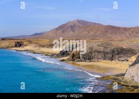 Playa de la cera e Playa del Pozo, Papagayo spiagge Playas de Papagayo, Parco Naturale Monumento Naturale de Los Ajaches, vicino a Playa Blanca Foto Stock