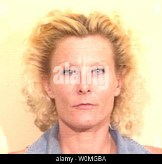 Colleen R. LaRose, che chiama se stessa "Jihad Jane' viene visto in Giugno 26, 1997 mug shot rilasciato da Tom Green County Jail in San Angelo, Texas. Larose è stato incriminato il 9 marzo 2010 per il reclutamento di terroristi stranieri e minacciando di omicidio fumettista svedese Lars Vilks. UPI/Tom Green County Jail Foto Stock