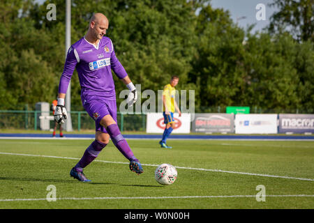 Cardiff, Regno Unito. Il 27 luglio 2019. Il portiere Mike Lewis di Barry Town Regno durante la gara di Europa League. © Credit: Matteo Lofthouse/Alamy Live News Foto Stock