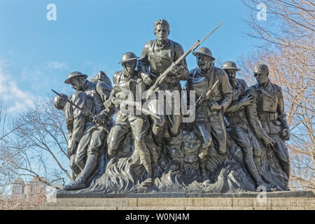 New York Central Park 107th Scultura Commemorativa Della Fanteria Foto Stock