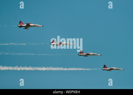 Pechino, Cina. Il 28 giugno, 2019. Jet militari prendere parte anatolica Eagle la seminatrice pneumatica a Konya, Turchia, il 26 giugno 2019. La Turchia e i suoi alleati sono stati partecipanti al anatolica Eagle trapani aria a Konya Provincia al fine di rafforzare la cooperazione in vista di compiti comuni e di esercitare la missione tipi. Credito: Xinhua/Alamy Live News Foto Stock