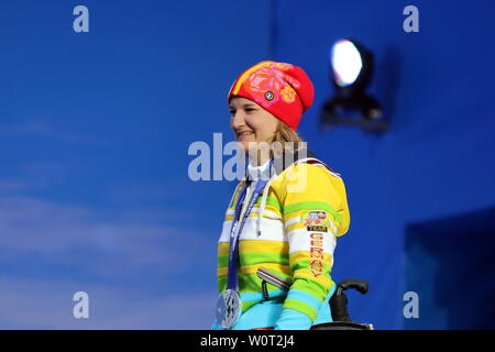 Anna-Lena FORSTER gewinnt Paralympicsilber in Sotschi - Siegerehrung Rosa Khutor Sci Alpino 6. Tag Sotschi Paralimpiadi Paralimpiadi Sotschi 2014 / Giochi Paralimpici Invernali Sochi 2014 Foto Stock