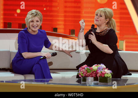 Maite Kelly, Carmen Nebel. Willkommen bei Carmen Nebel, Hof, 24.03.2018 Foto Stock