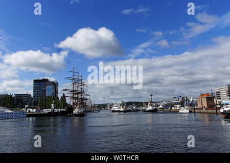 Kiel, Germania - 23 Giugno 2018: impressioni di Tall Ship Parade durante la settimana di Kiel 2018 Foto Stock