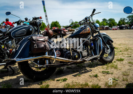 PAAREN IM GLIEN, Germania - 19 Maggio 2018: moto Indian, 1939. Die Oldtimer Show 2018. Foto Stock