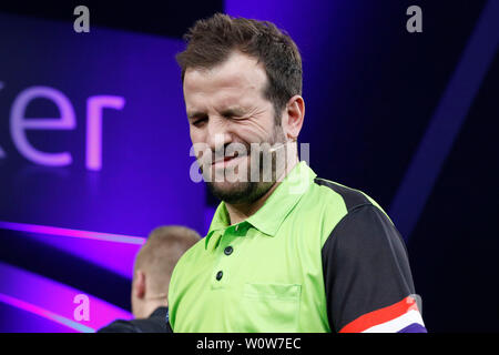 Rafael van der Vaart il Finisher, ProSieben Promi-Darts-WM 2019, Maritim Hotel Köln, 05.01.2019 Foto Stock