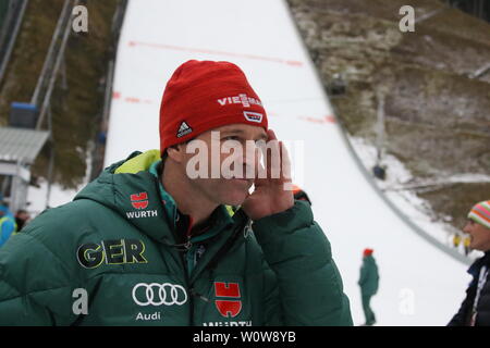 Bundestrainer Werner Schuster (Skispringen) beim Neujahrsskispringen Vierschanzentournee GAP 2019 Foto Stock