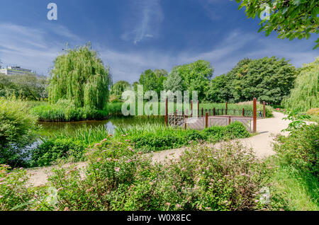 Malicki giardino pubblico presso il distretto di Ochota. Varsavia, mazovian provincia, Polonia. Foto Stock